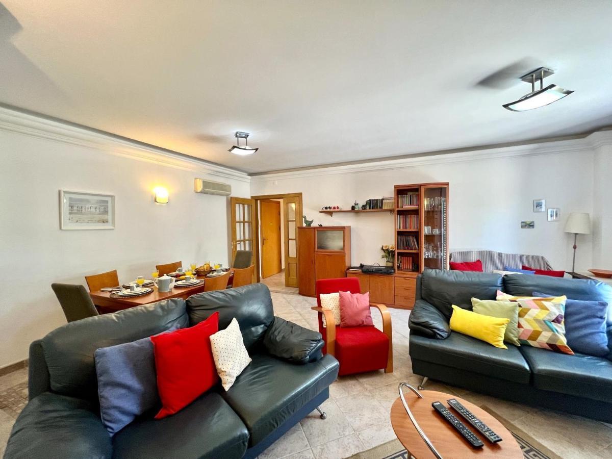 Palm Tree By Homing Apartment
